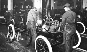 Ford Highland Park Plant engine installation, 1913